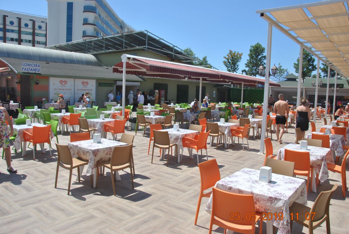 imagini hotel LONICERA RESORT